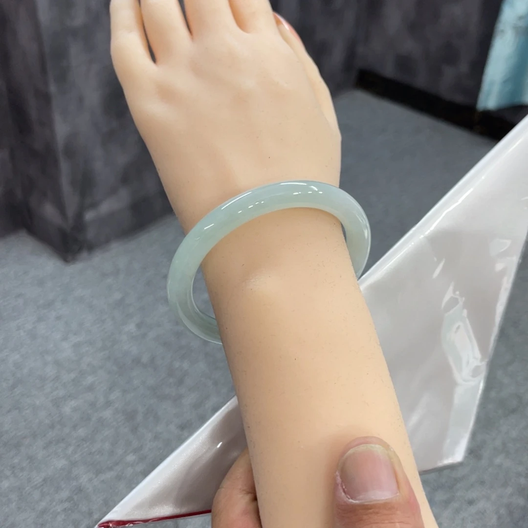 未镶嵌手镯翡翠未镶嵌翡翠