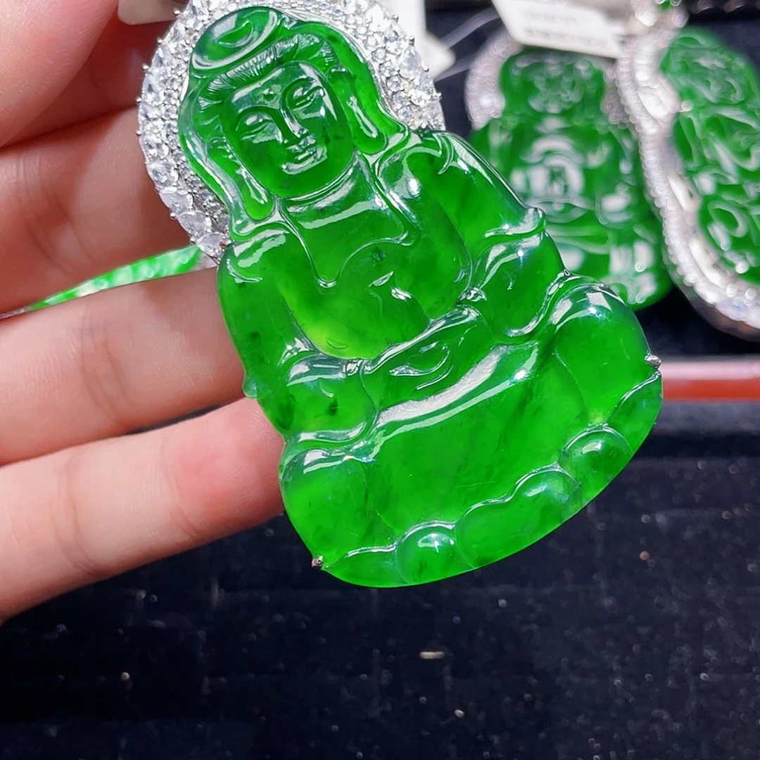 翡翠未镶嵌颈饰6，