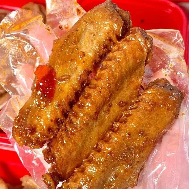 10个甜辣翅中+半斤甜辣鸭板肠+5个鸭脖