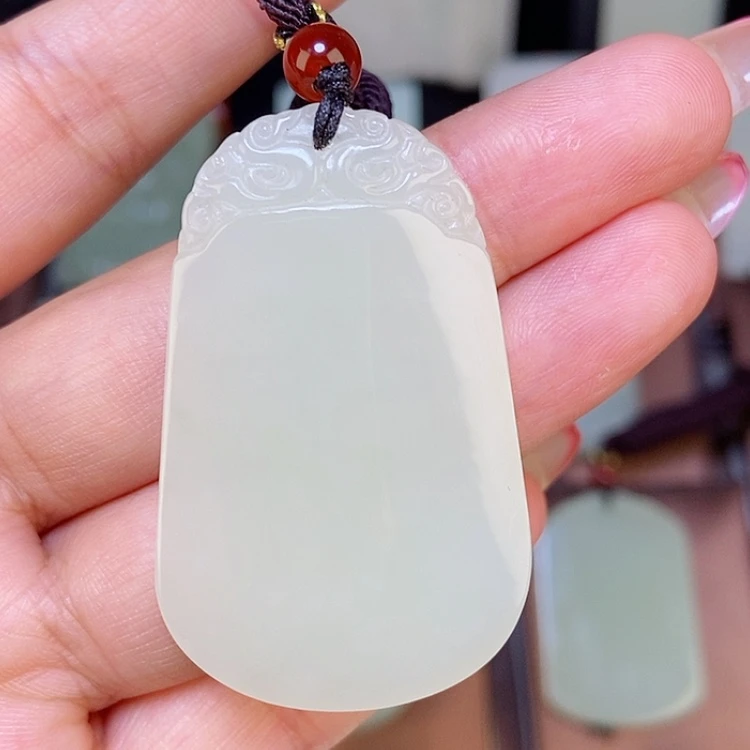 【闪购商品】颈饰未镶嵌和田玉