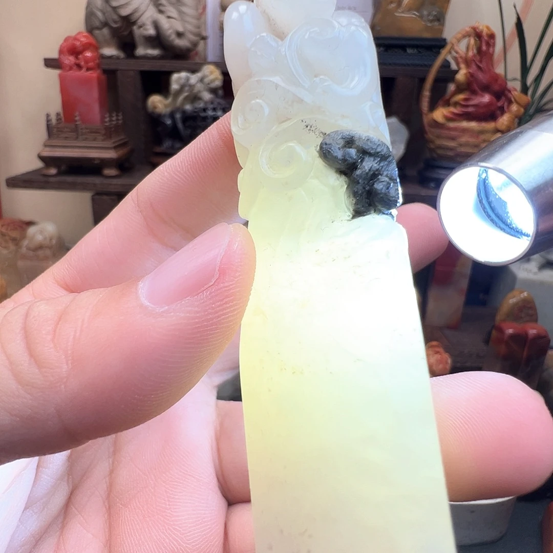 石材寿山石天然巧色雕刻