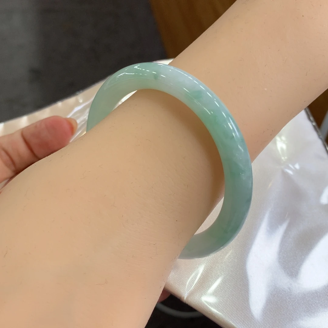 翡翠未镶嵌手镯天然A货翡翠52/53