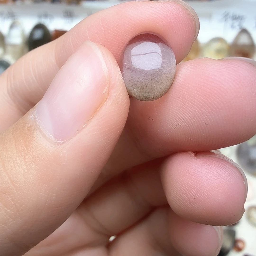 A***哟珠宝半成品水晶未镶嵌