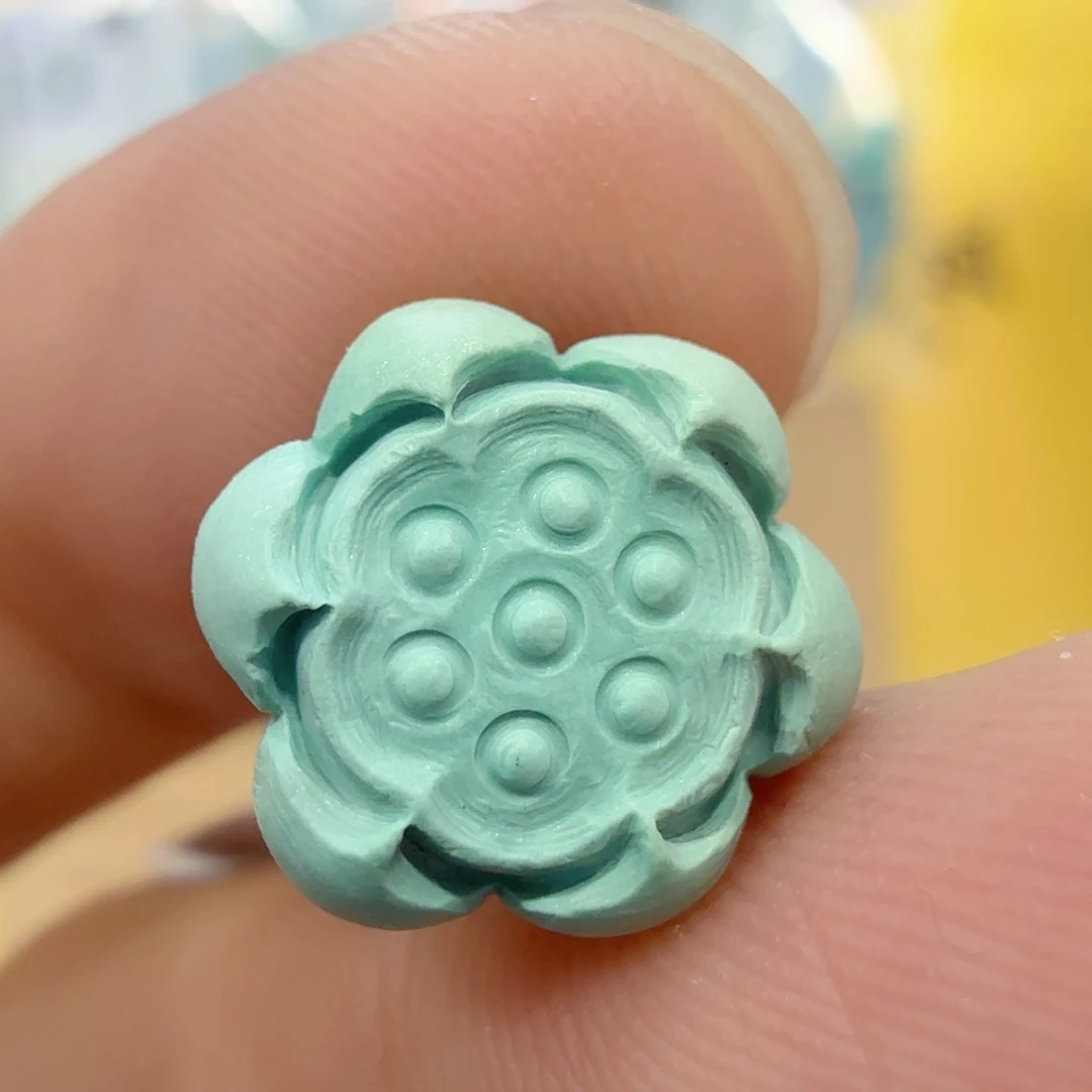 B***l绿松石未镶嵌珠宝奇石