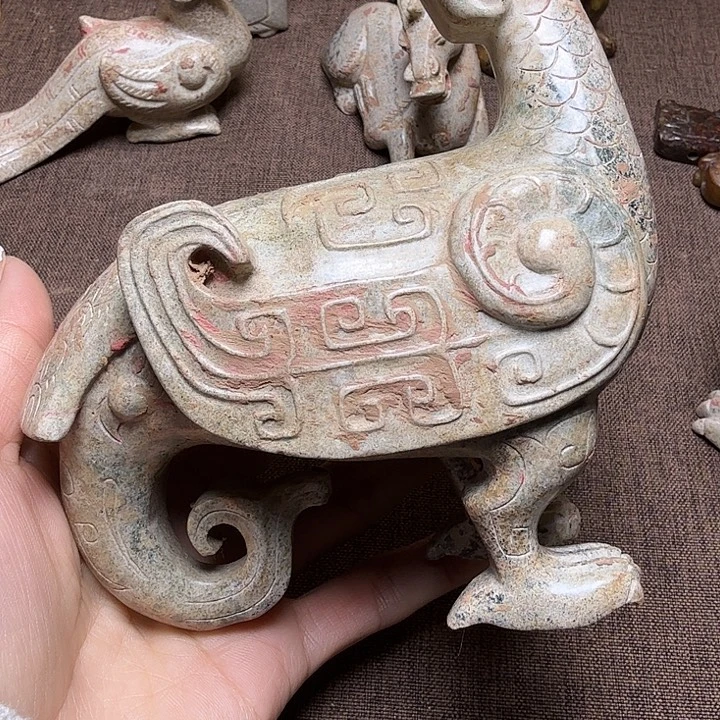 明***天和田玉（糖玉）未镶嵌颈饰