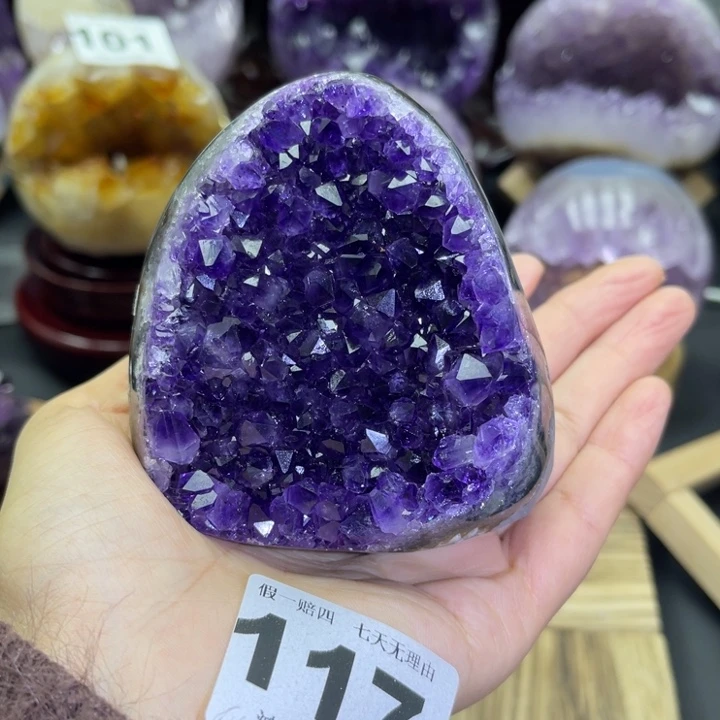 未镶嵌大型摆件（非配饰）紫晶