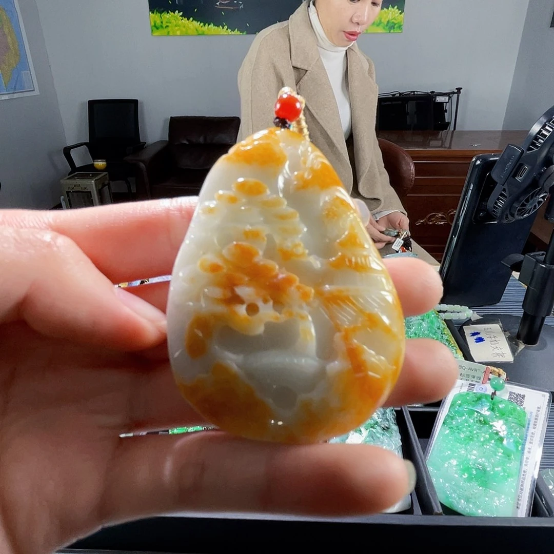颈饰未镶嵌翡翠翡翠