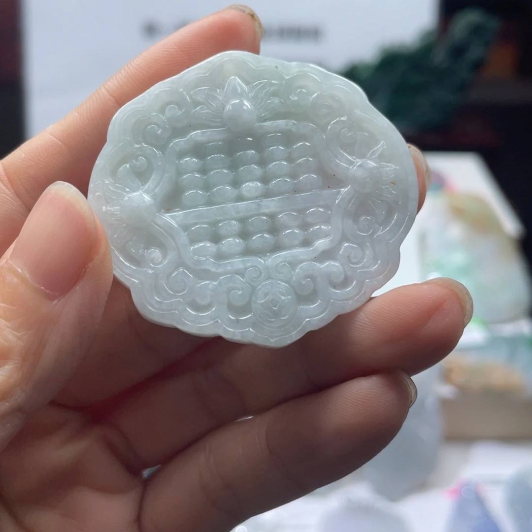 翡翠未镶嵌颈饰翡翠8