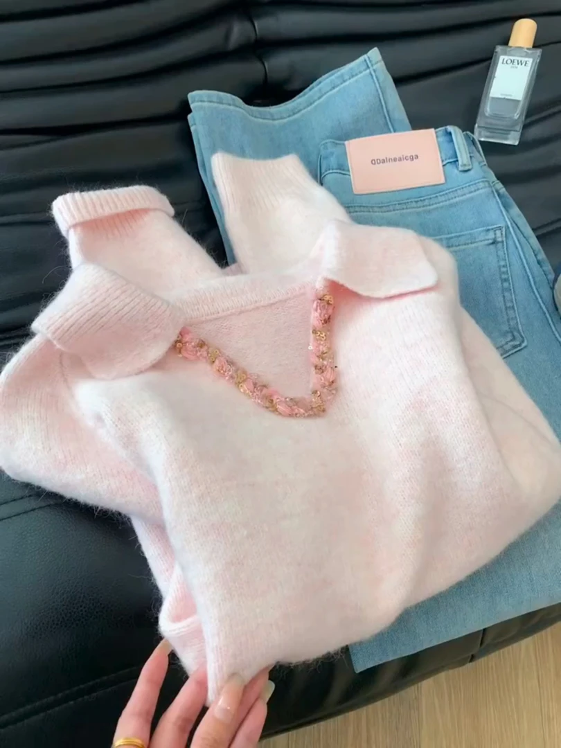 小香风粉色V领毛衣女秋冬慵懒高级感宽松显瘦洋气内搭针织衫上衣