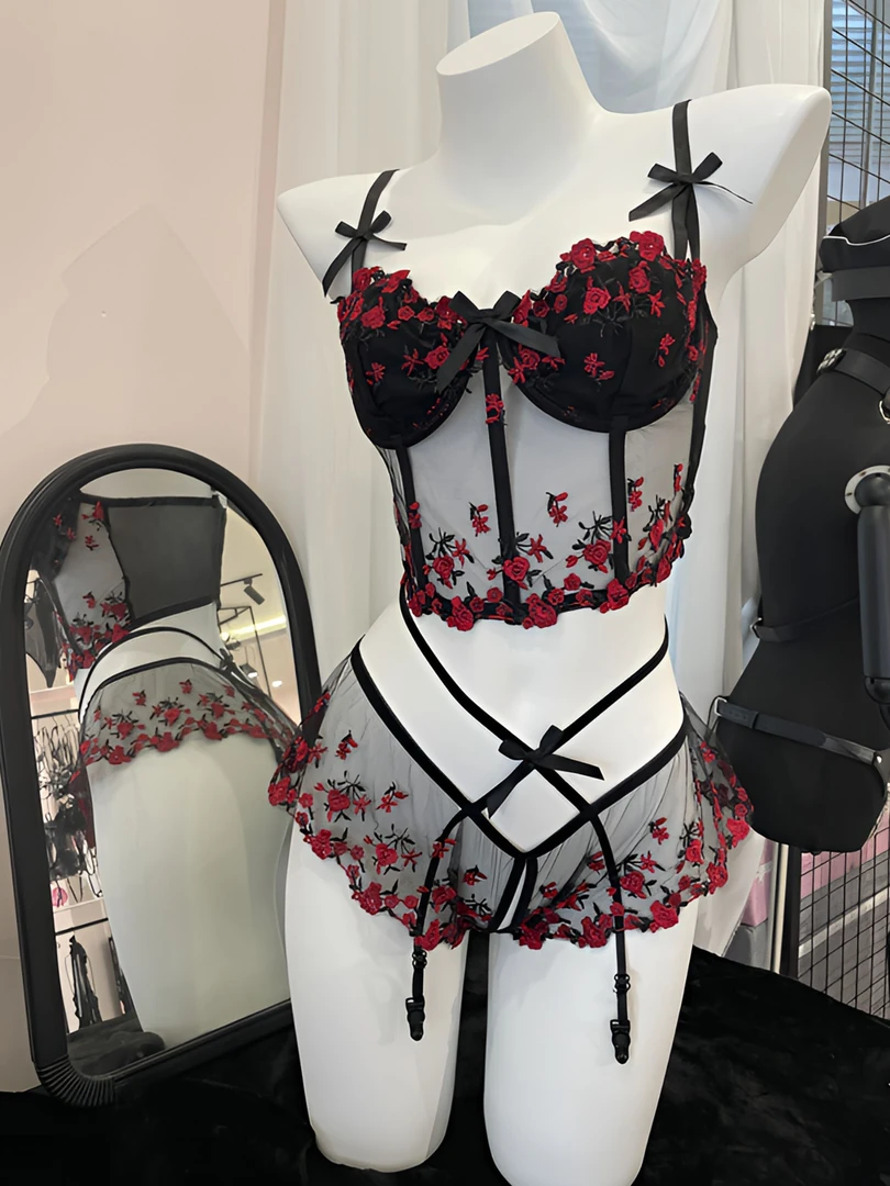 如侍【暗夜生花】玫瑰刺绣性感分体睡衣