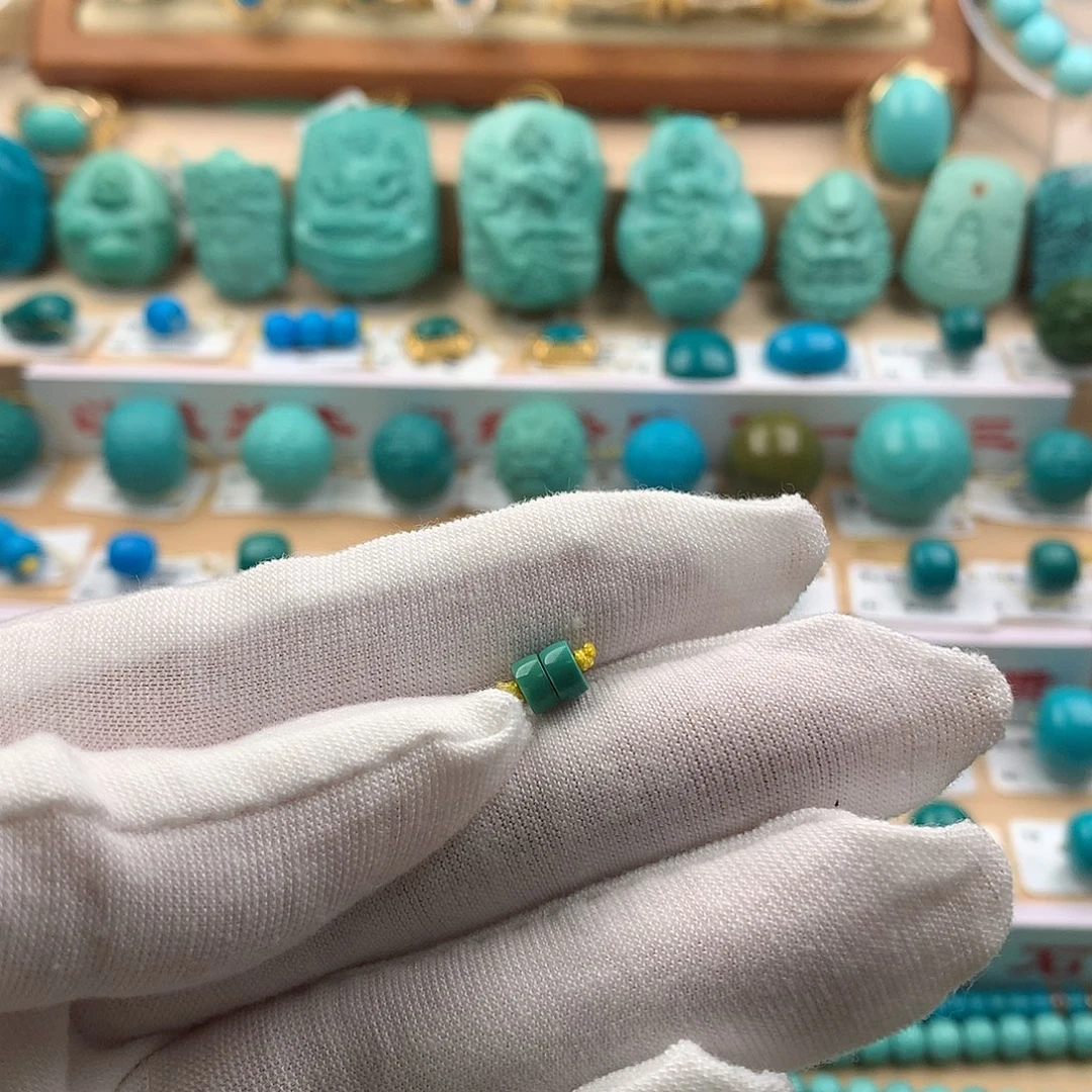 绿松石未镶嵌珠宝奇石4.8