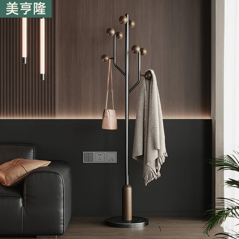 家用落地小型不锈钢衣帽架室内房间挂衣服的架子卧室实木挂衣架