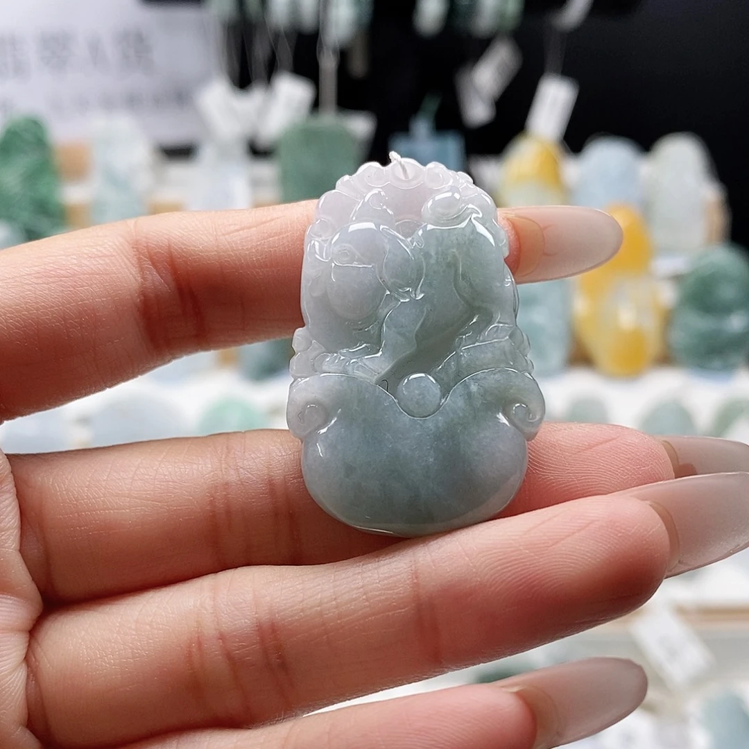 翡翠未镶嵌颈饰111