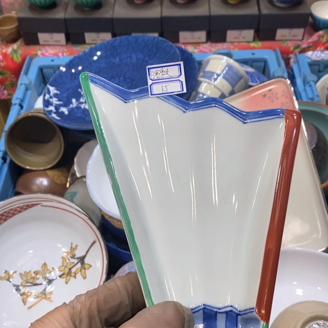 瓷片浅****3几乎哈哈哈哈哈哈哈