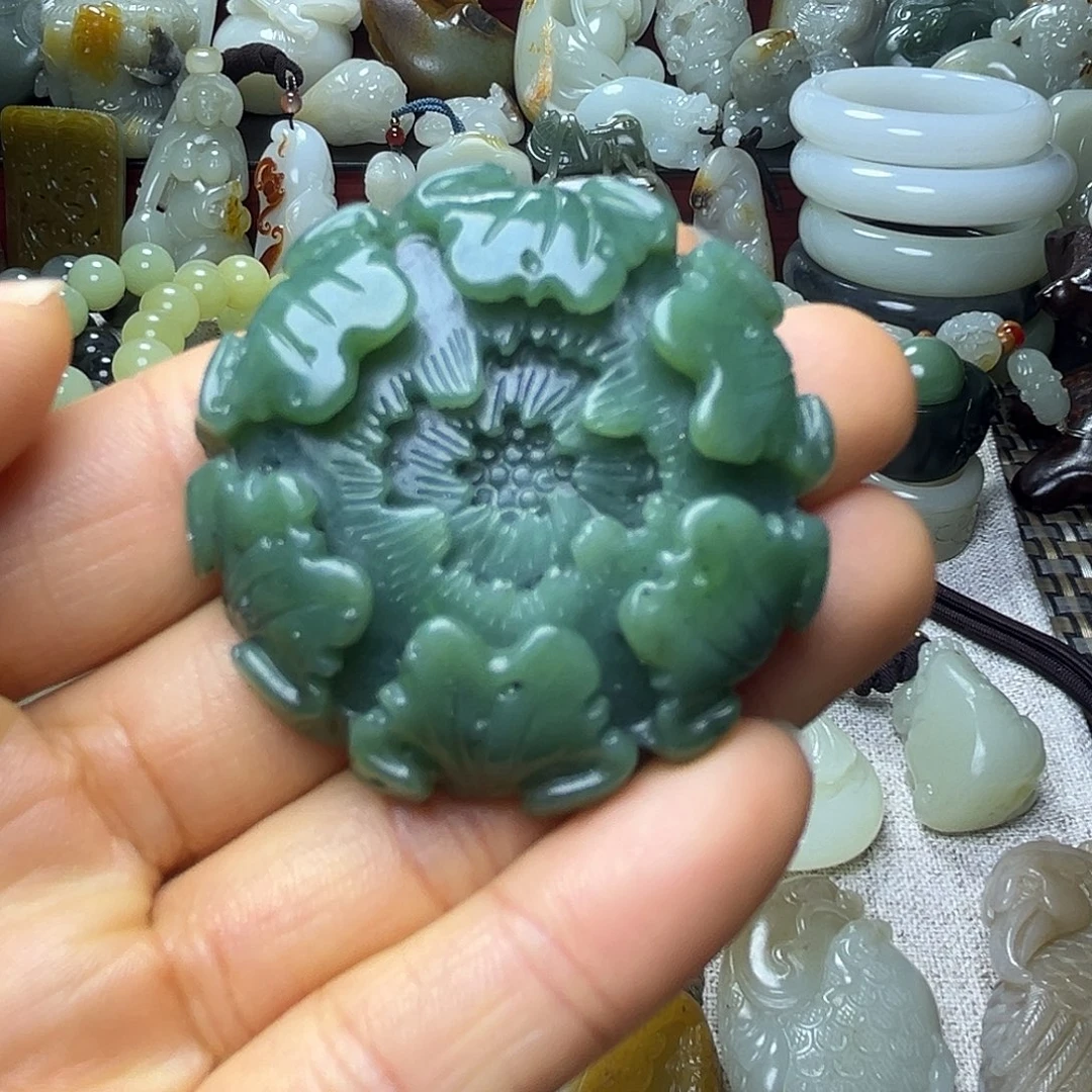 和田玉未镶嵌挂件