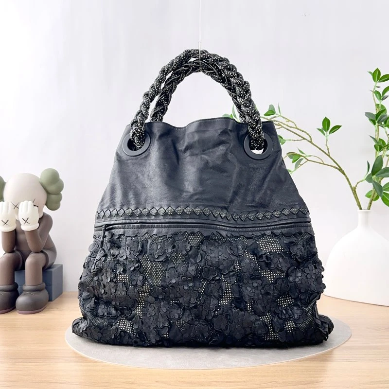 95新 BOTTEGA VENETA/葆蝶家 黑色花朵/单肩包/4774
