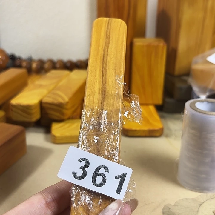 Z***木奶香木料制作工艺