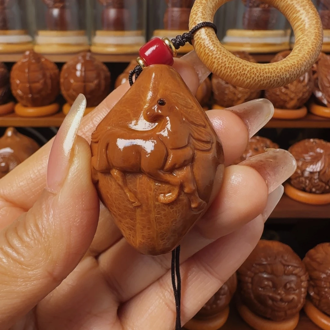 橄榄核把件长**娃生肖马守护34不送油和刷