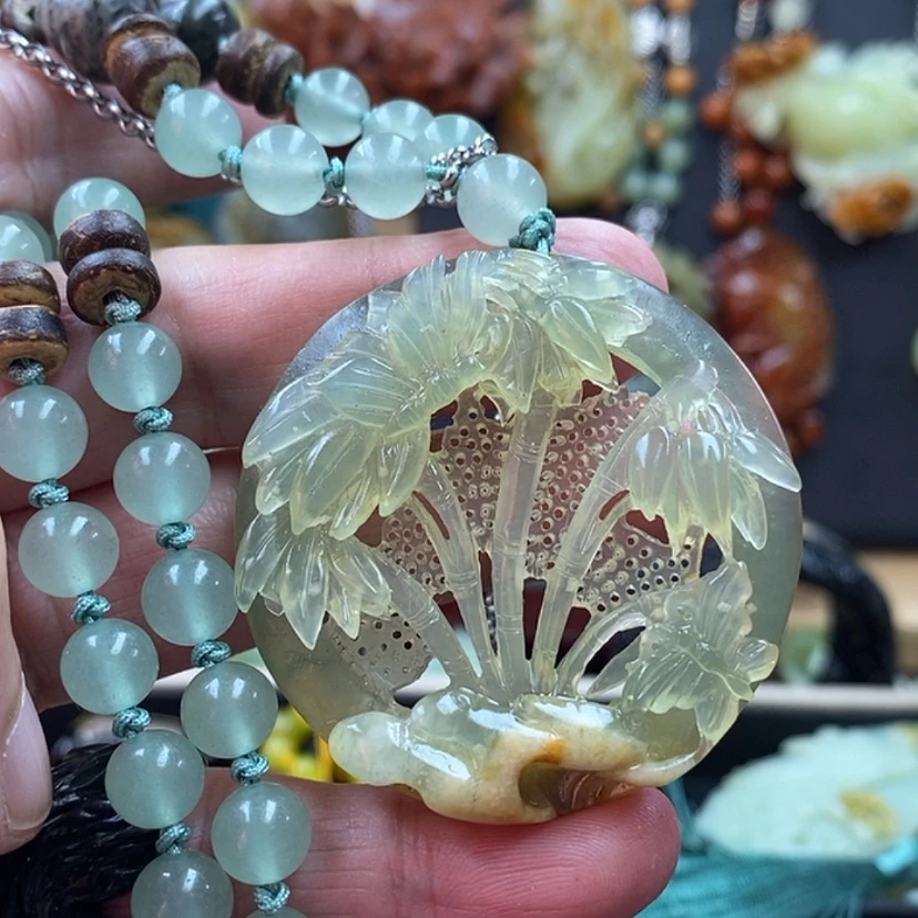 【闪购商品】蛇纹石玉吊坠未镶嵌