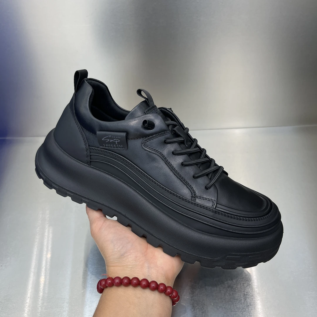 真皮男鞋通勤黑色宽头休闲皮鞋男鞋单鞋棉鞋防滑透气时尚软底鞋子