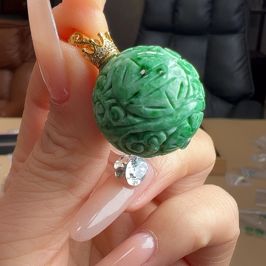 翡翠银S925镶嵌颈饰吊坠