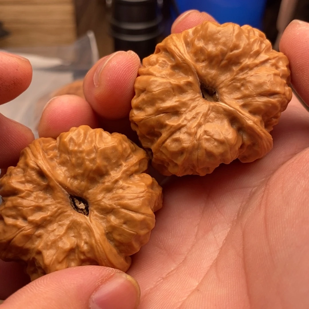 文玩核桃吊坠文玩