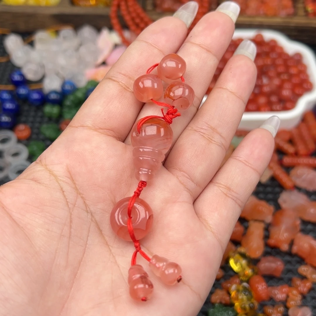 南红玛瑙未镶嵌吊坠(不含链)多样性