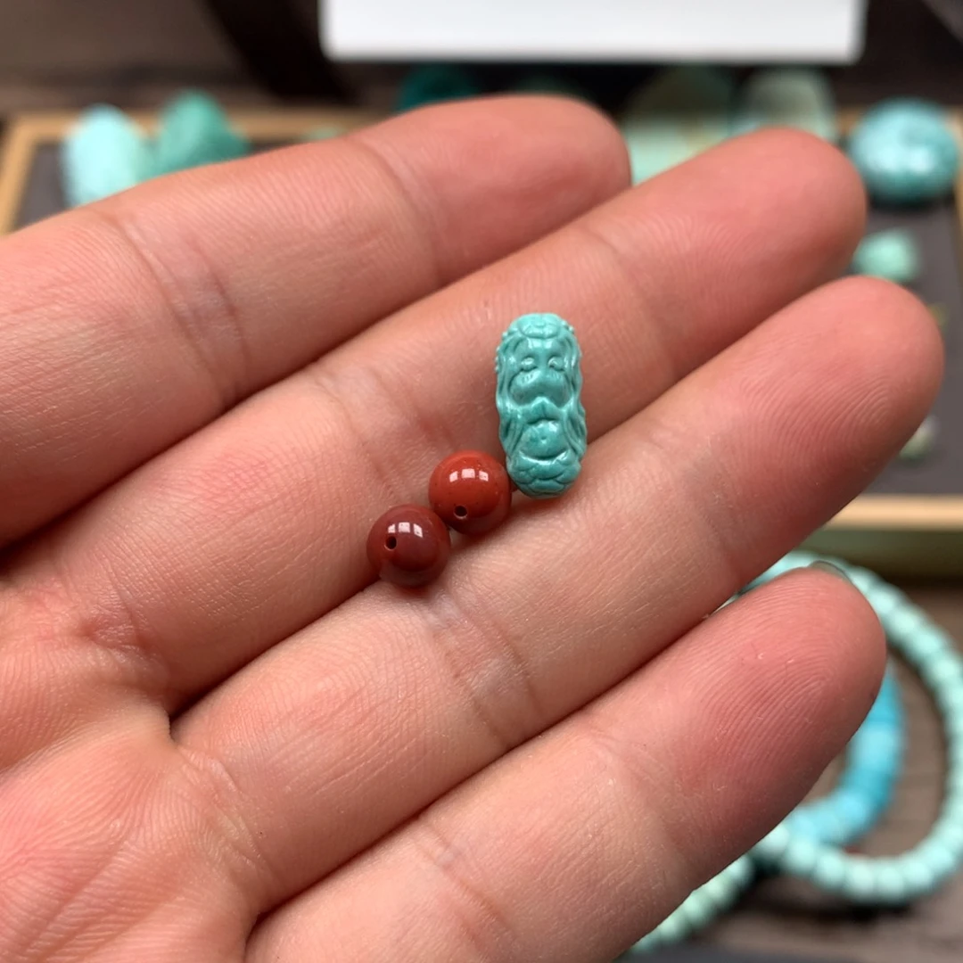 南红玛瑙雕刻未镶嵌