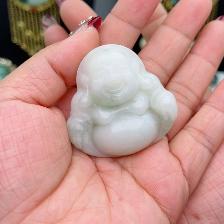 透闪石-蛇纹石玉颈饰未镶嵌冬*