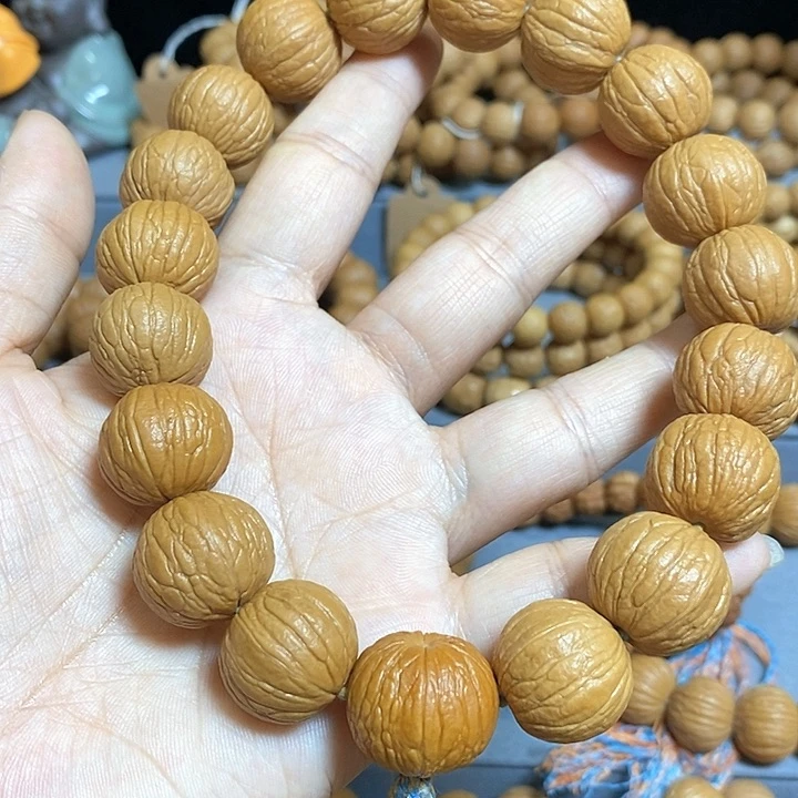 猴头核桃手串聚宝盆手持