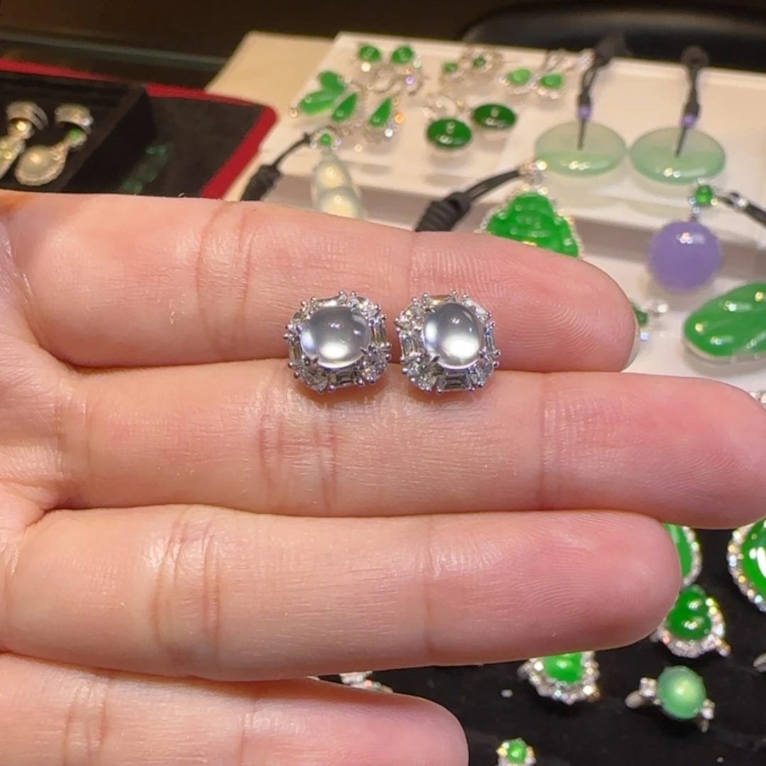 【闪购商品】翡翠戒指18K金镶嵌新品