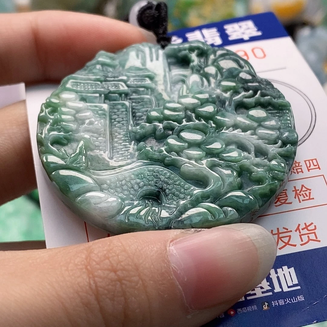 吊坠(不含链)未镶嵌翡翠