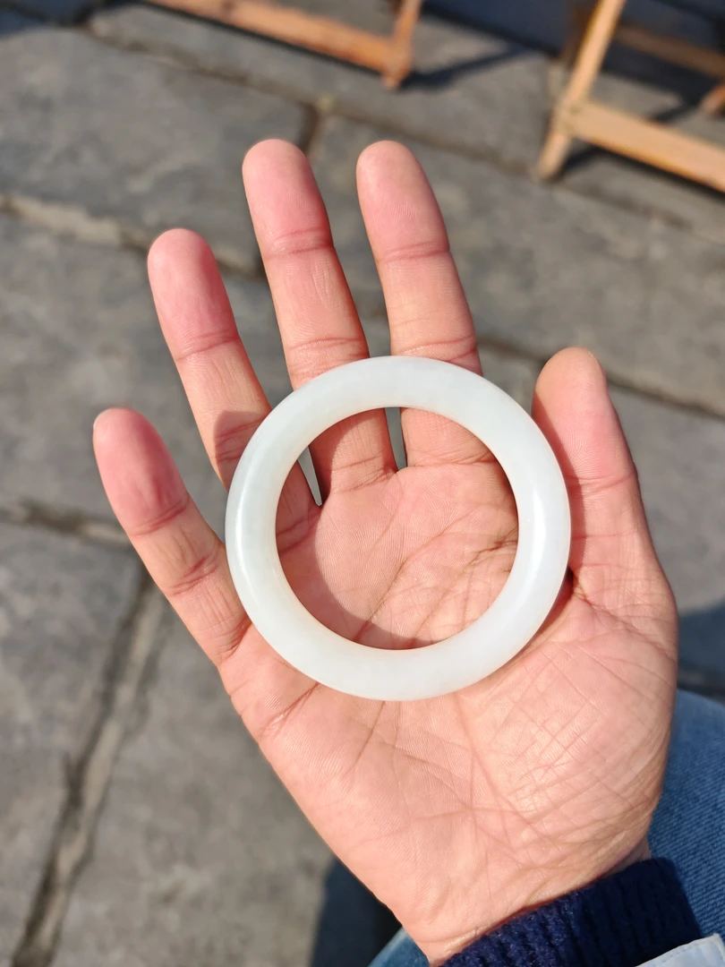 和田玉手镯高端奢华款