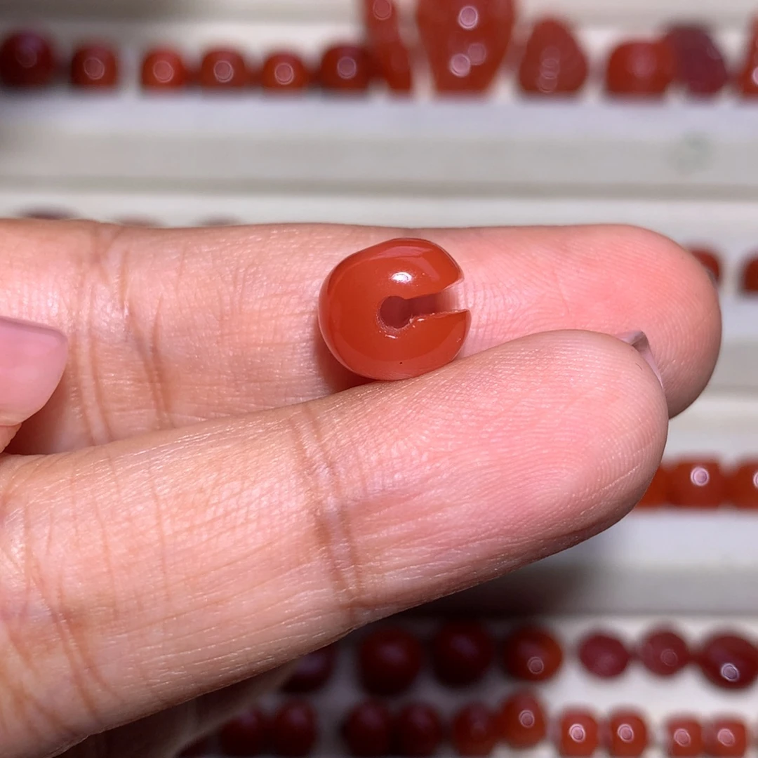 南红玛瑙未镶嵌木鱼背云9.9×9