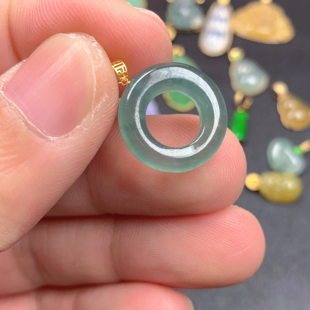 【闪购商品】颈饰18K金镶嵌翡翠翡翠