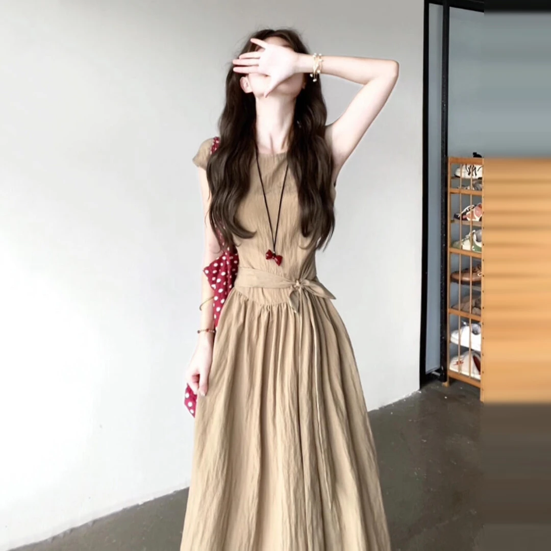 法式高级感气质连衣裙子女夏季2025年新款清冷系衣服掐腰系带长裙