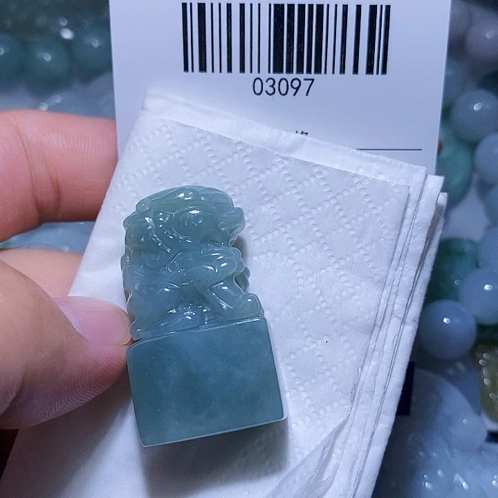 翡翠未镶嵌颈饰天光墟翡翠市场现金代购