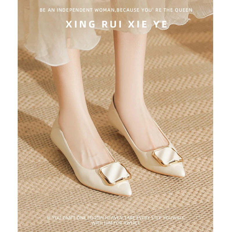 法式单鞋女春秋2025新款低跟软皮3公分气质不累脚百搭细跟小跟鞋