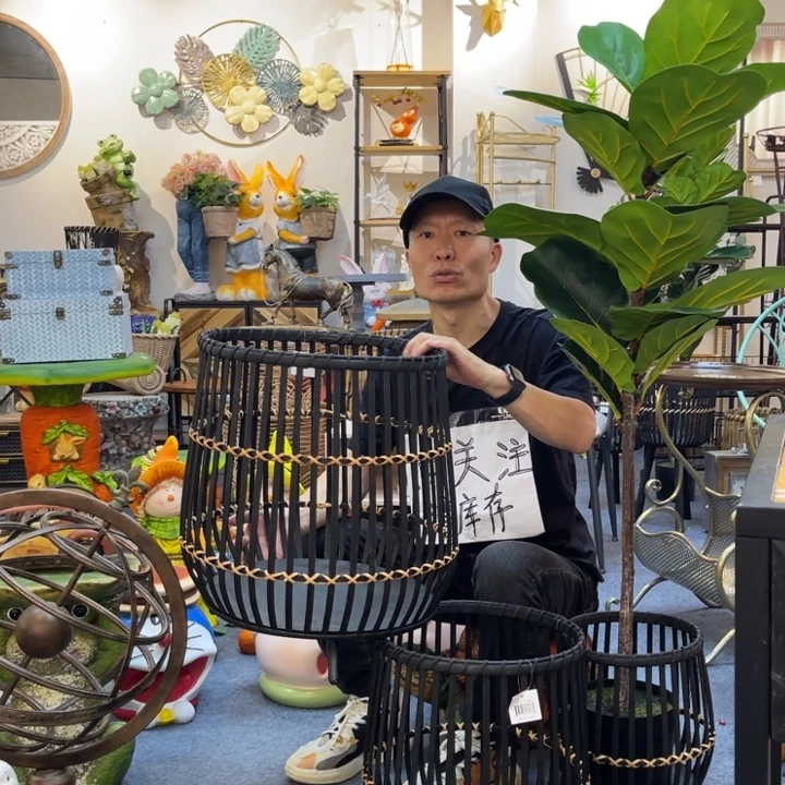 摆件三件套哈哈哈哈哈哈哈