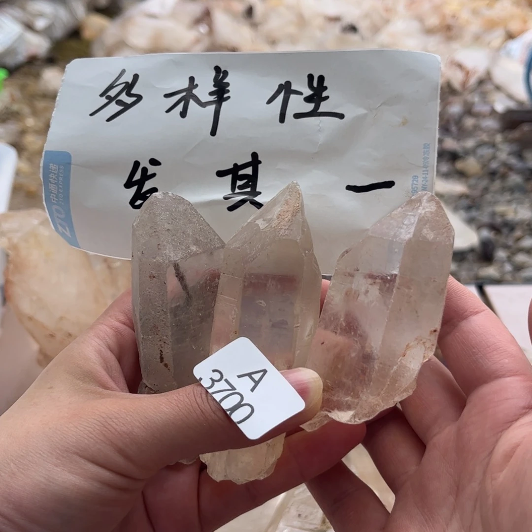 【闪购商品】未镶嵌水晶大型摆件（非配饰）多样性发其一