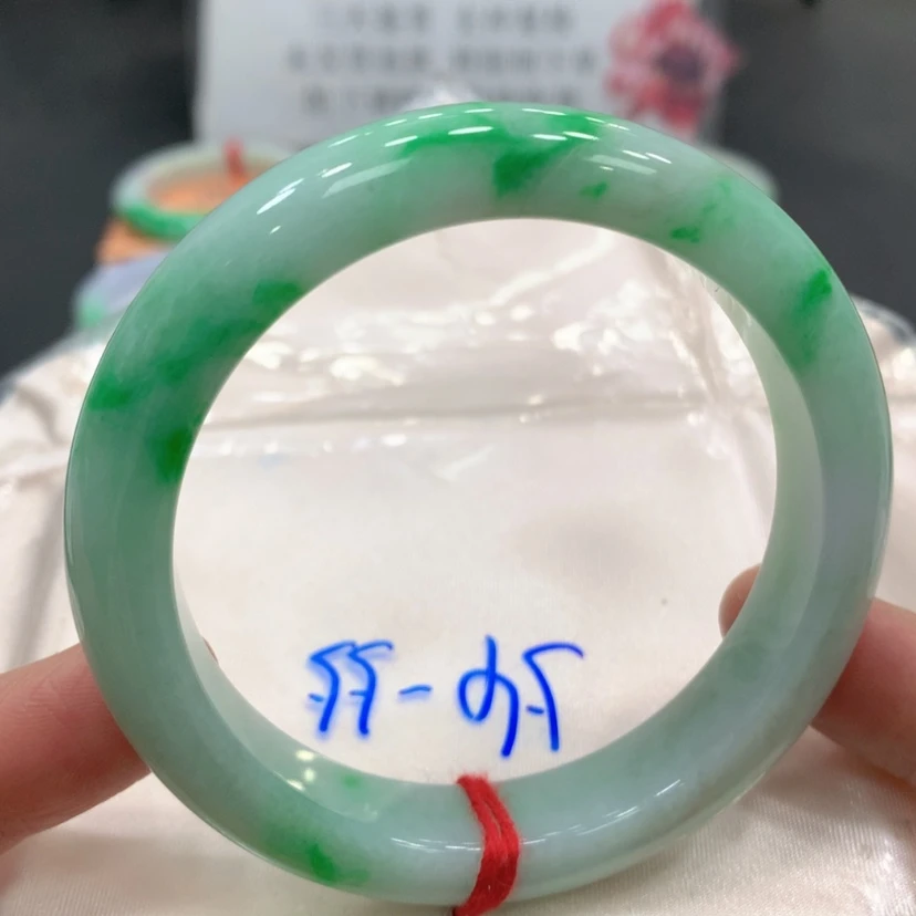 【闪购商品】翡翠手镯未镶嵌翡翠