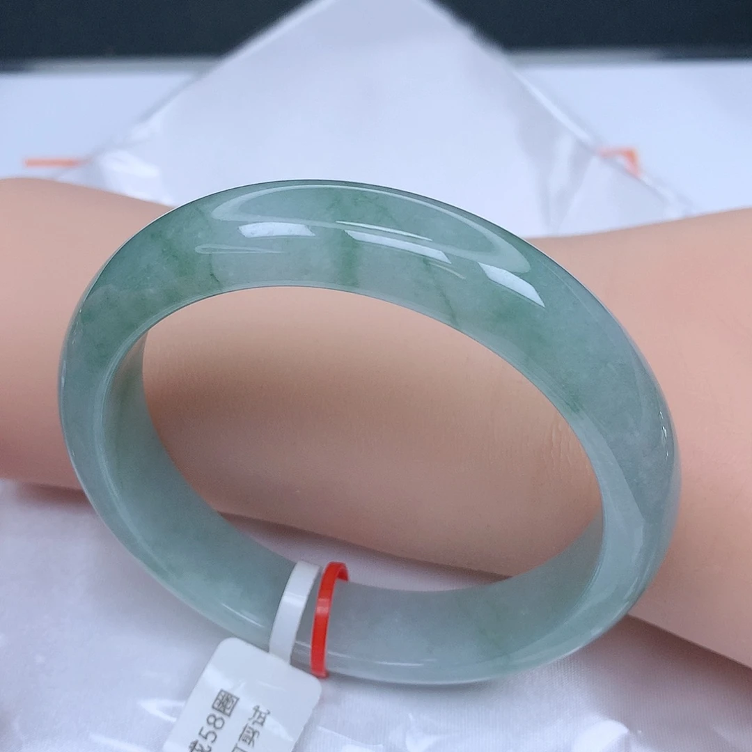 【闪购商品】未镶嵌手镯翡翠，58