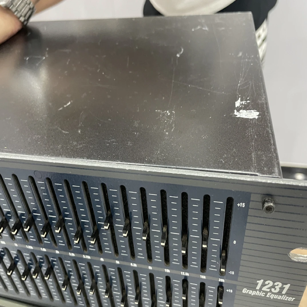 D1231均功放机，故障运费自理，不支持七天无理由退换货