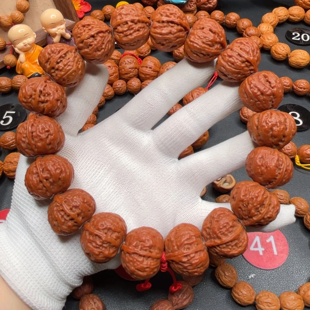 文玩核桃手串野生核桃磨盘桩麒麟纹秋子手持