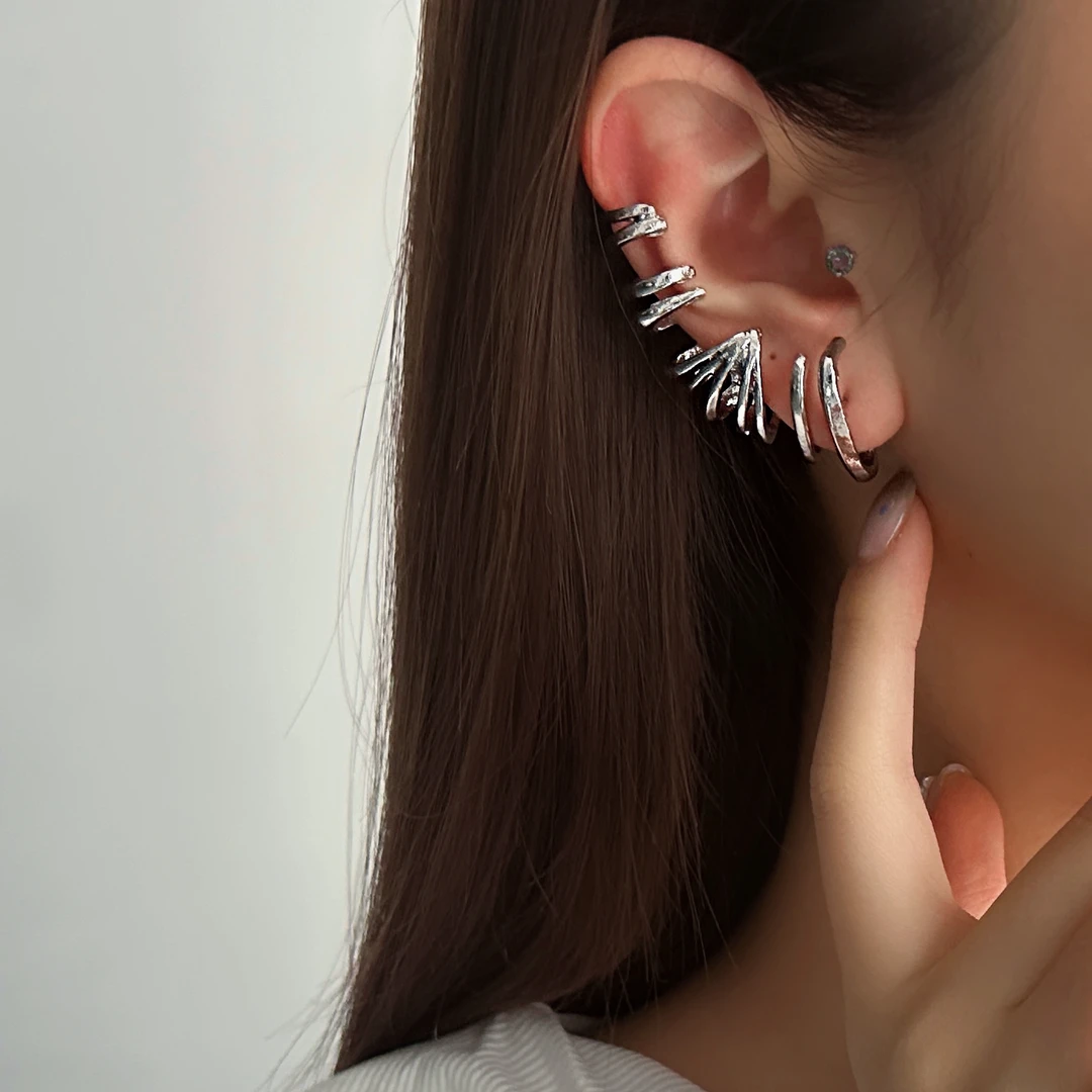 合金耳饰 E0395-1个性时尚小众高级感美式复古做旧半圆耳钉