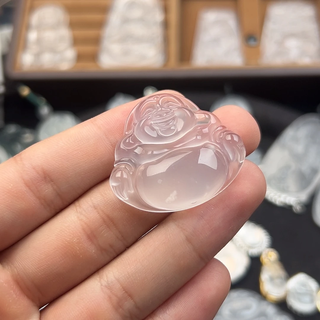 石英质玉未镶嵌颈饰黑钢裸石佛公