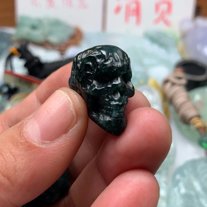 翡翠颈饰未镶嵌保真天然a货翡翠