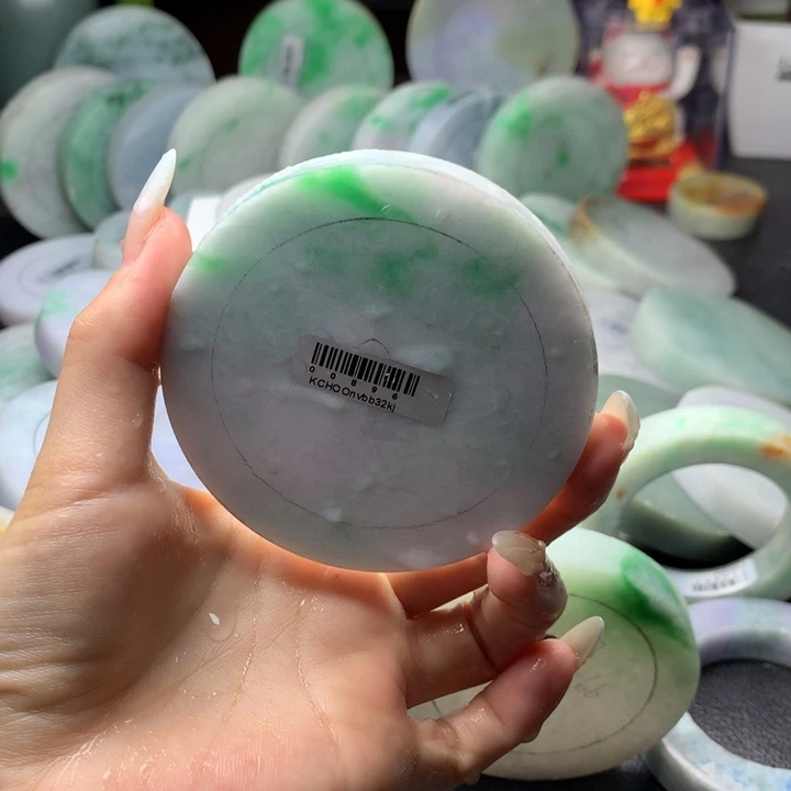 定制翡翠手镯未镶嵌