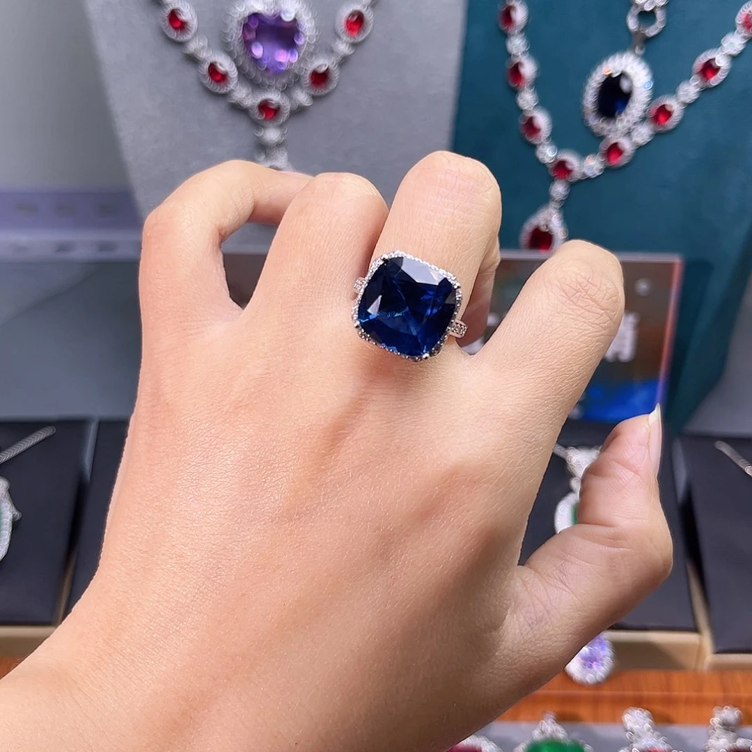 戒指蓝宝石银S925镀金镶嵌前面