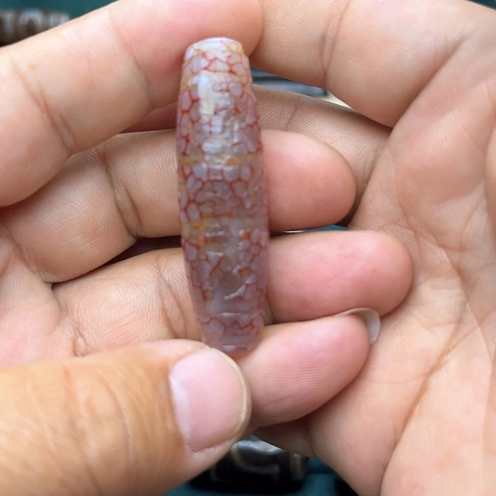 玛瑙/玉髓颈饰未镶嵌左**宝